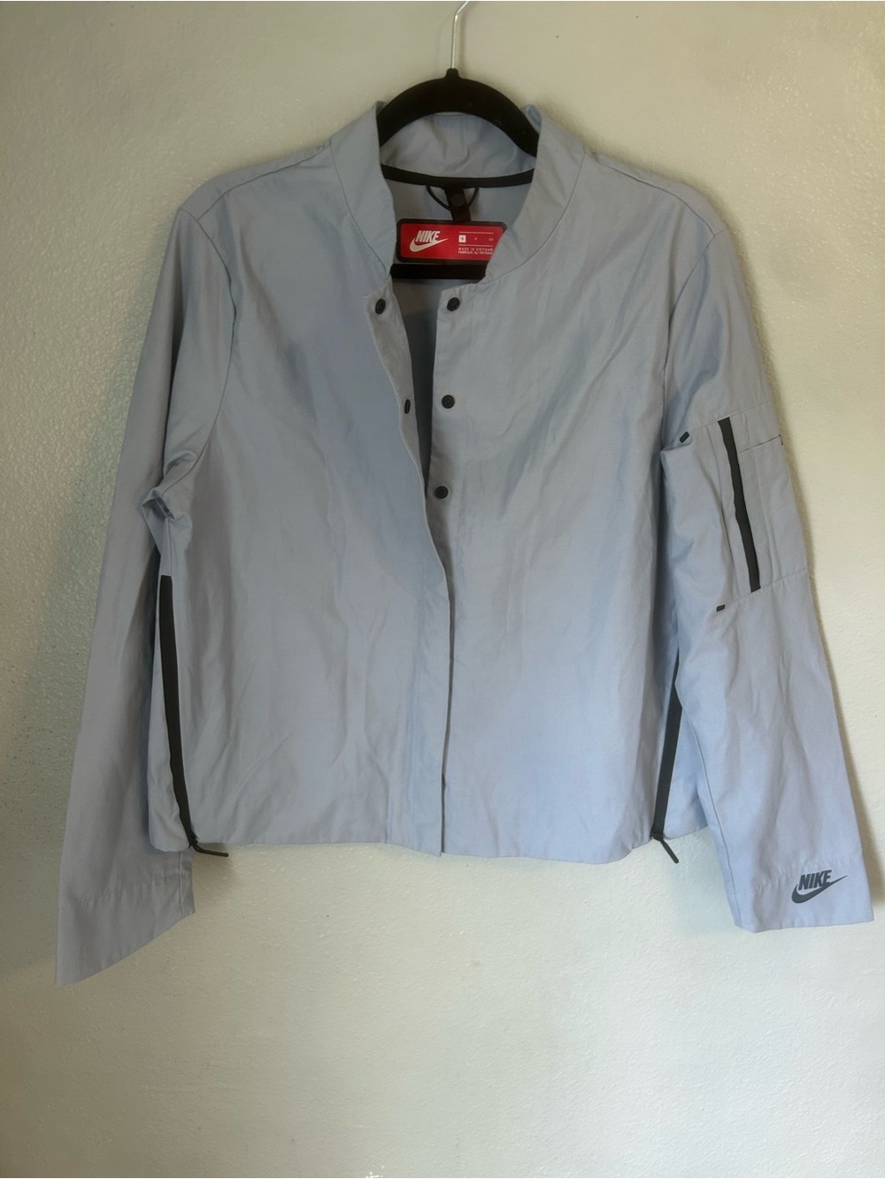 Women’s Nike tech jacket